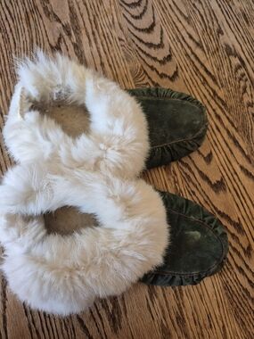 Green Suede Moccasin Slippers with Plush Cream Fur Trim